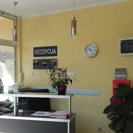 بيت ضيافة Elena 3*